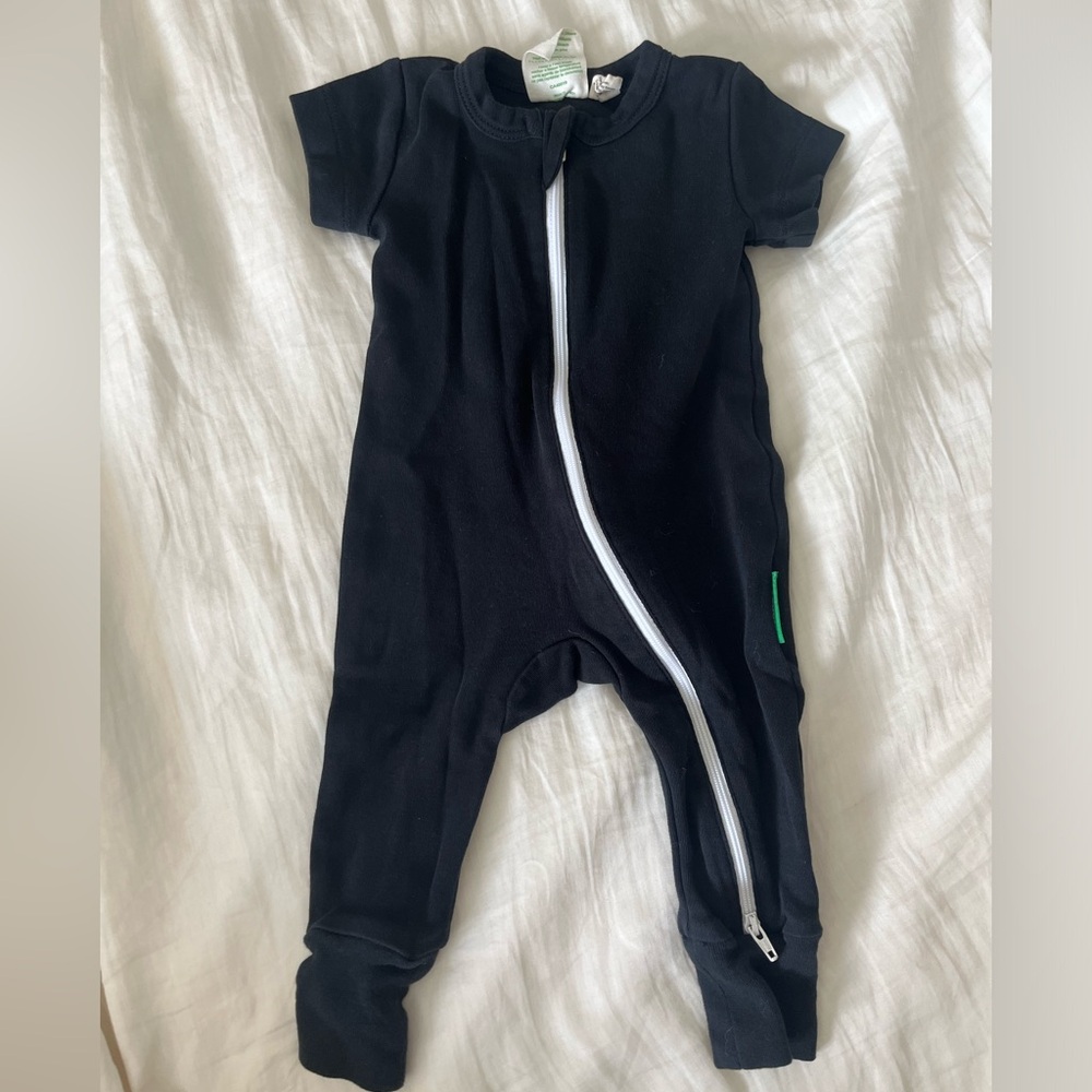 Parade Organics Short Sleeve Zip Romper (0-3 months)